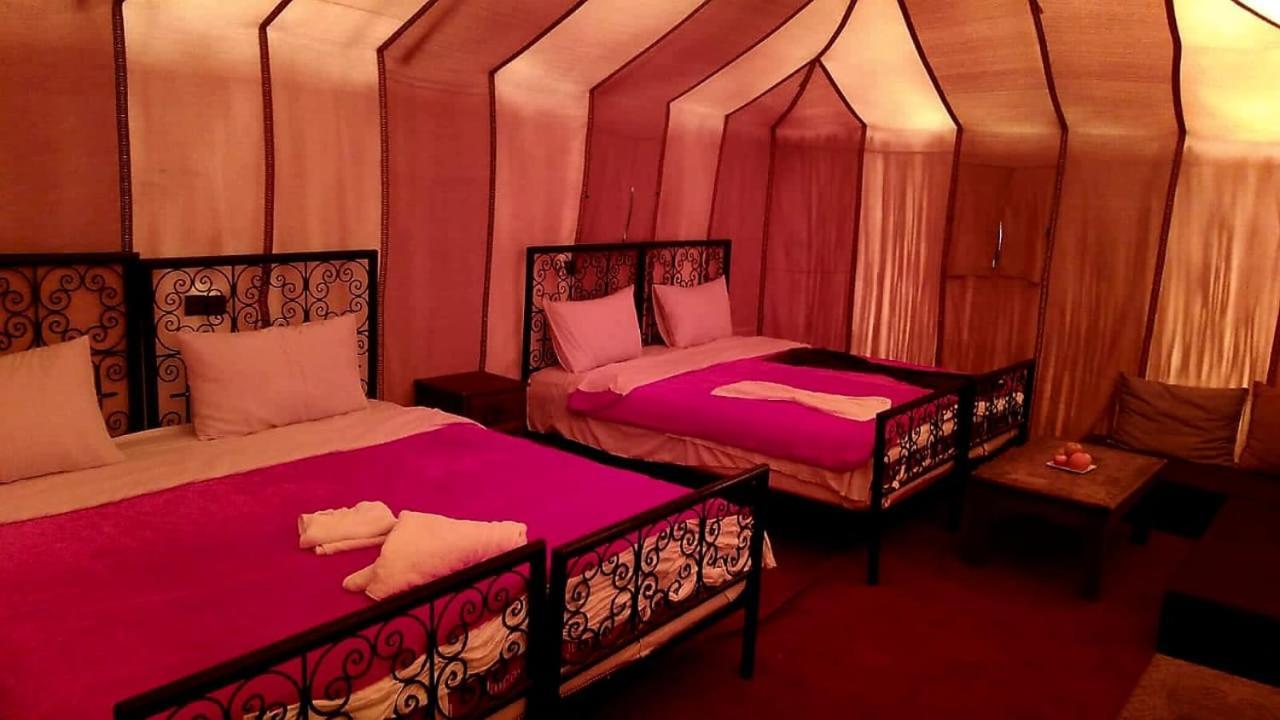 Luxury Sandy Glamping Merzouga Eksteriør billede