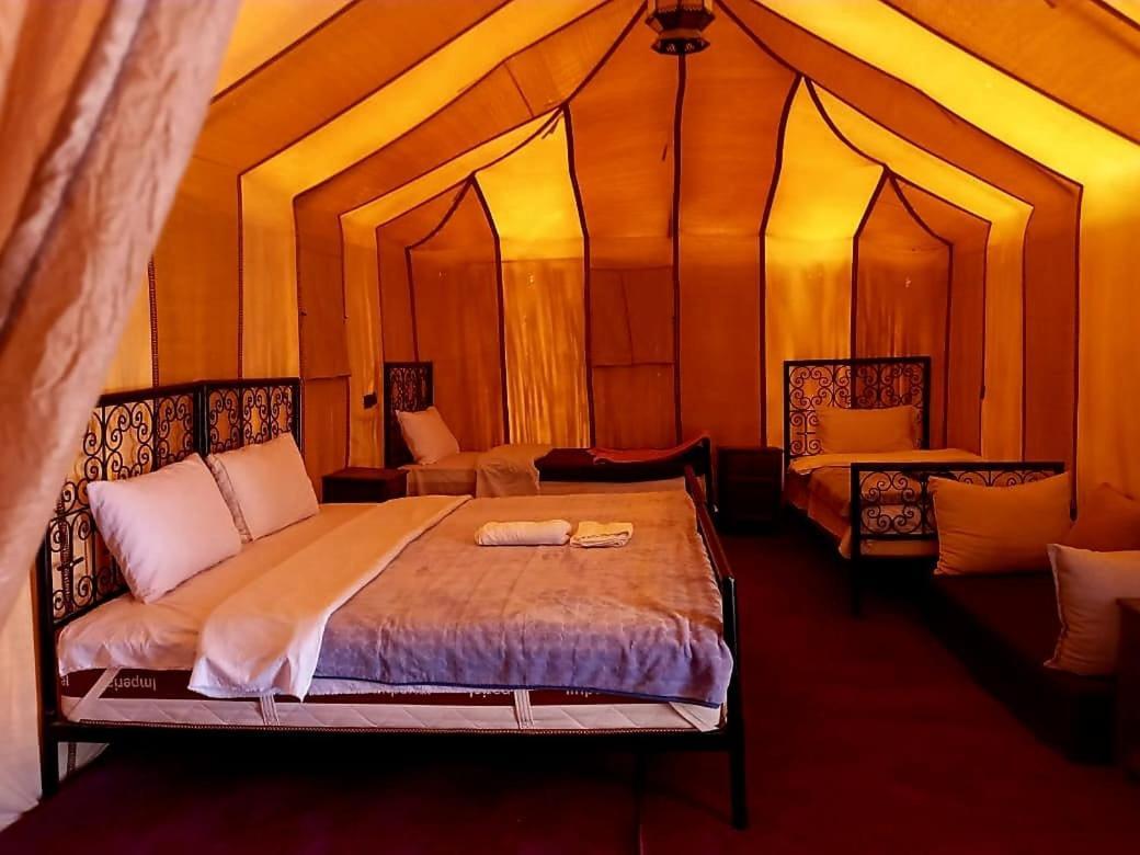 Luxury Sandy Glamping Merzouga Eksteriør billede